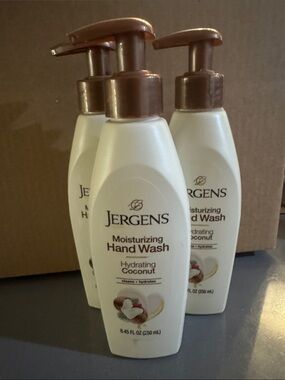 Jergens White and Brown Pump Hand Soap - Coconut Scent